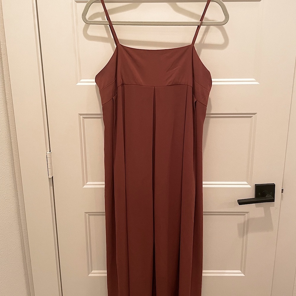 Who What Wear burnt orange midi dress. Size Medium